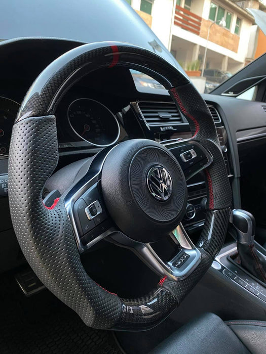 Volante de Fibra de Carbon para Golf GTI MK7 (Piel perforada)
