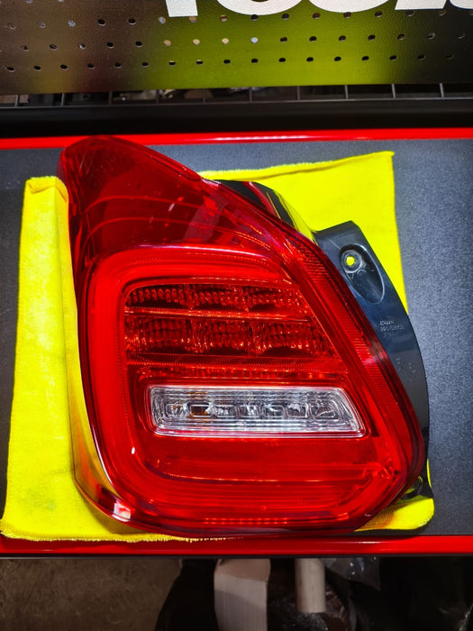 Calaveras OEM para Suzuki Swift Sport (ZC33S)