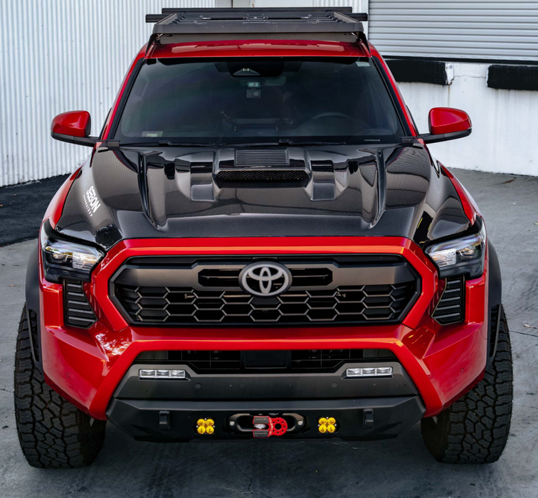 Cofre Seibon TR-Style en fibra de carbono para Tacoma/4Runner (2025)