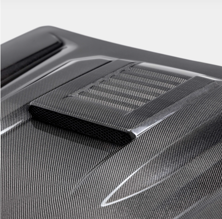 Cofre Seibon TR-Style en fibra de carbono para Tacoma/4Runner (2025)