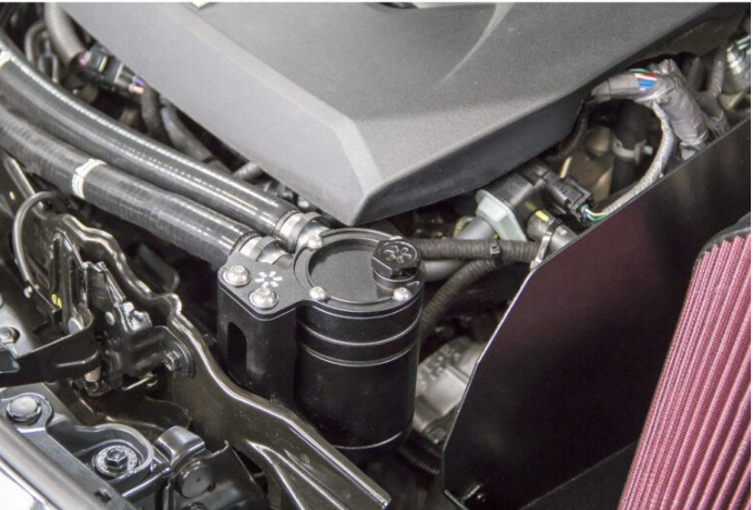 Oil Catch Can Airtec para Yaris GR Gen 1/2