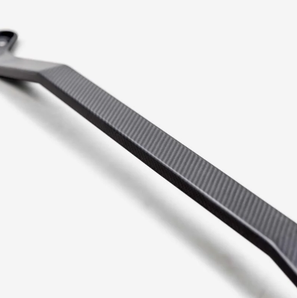 Strut Bar delantera Seibon en fibra de carbono Para Nissan Z (2023+)